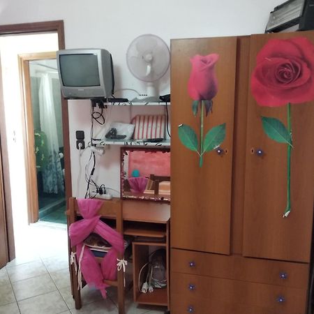 Simple And Special Apartamento Hermópolis Exterior foto